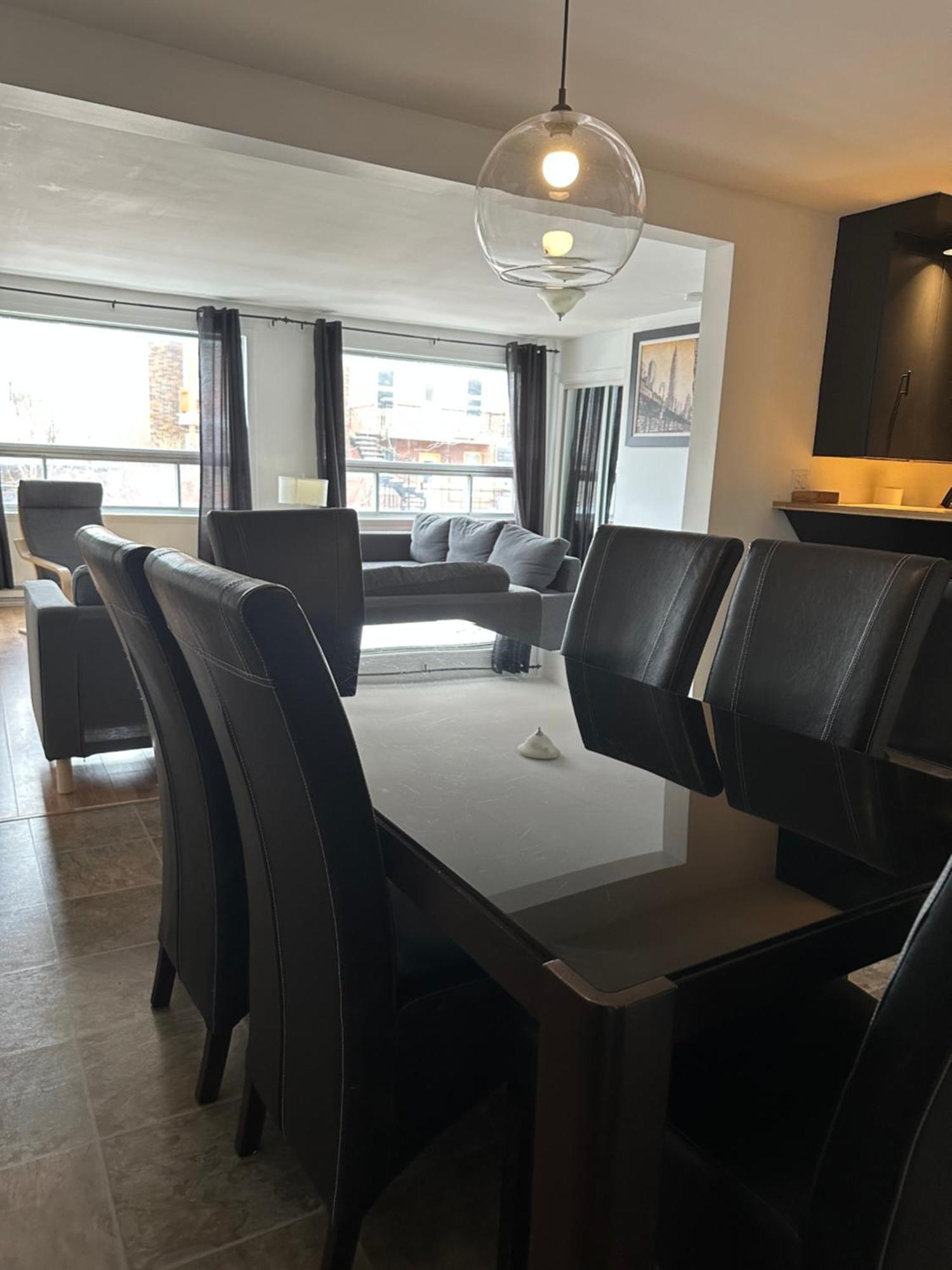 881 Familial Apartment Quebec City