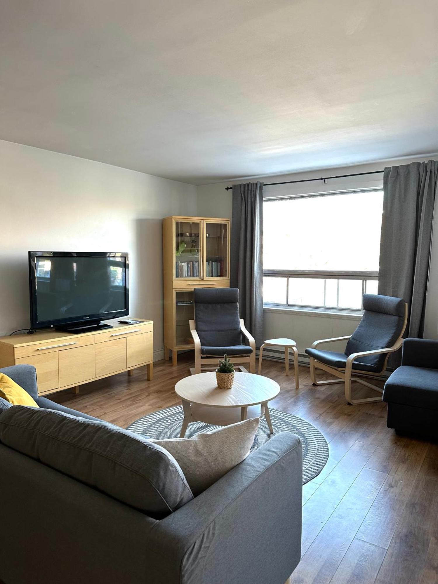 881 Familial Apartment Quebec City