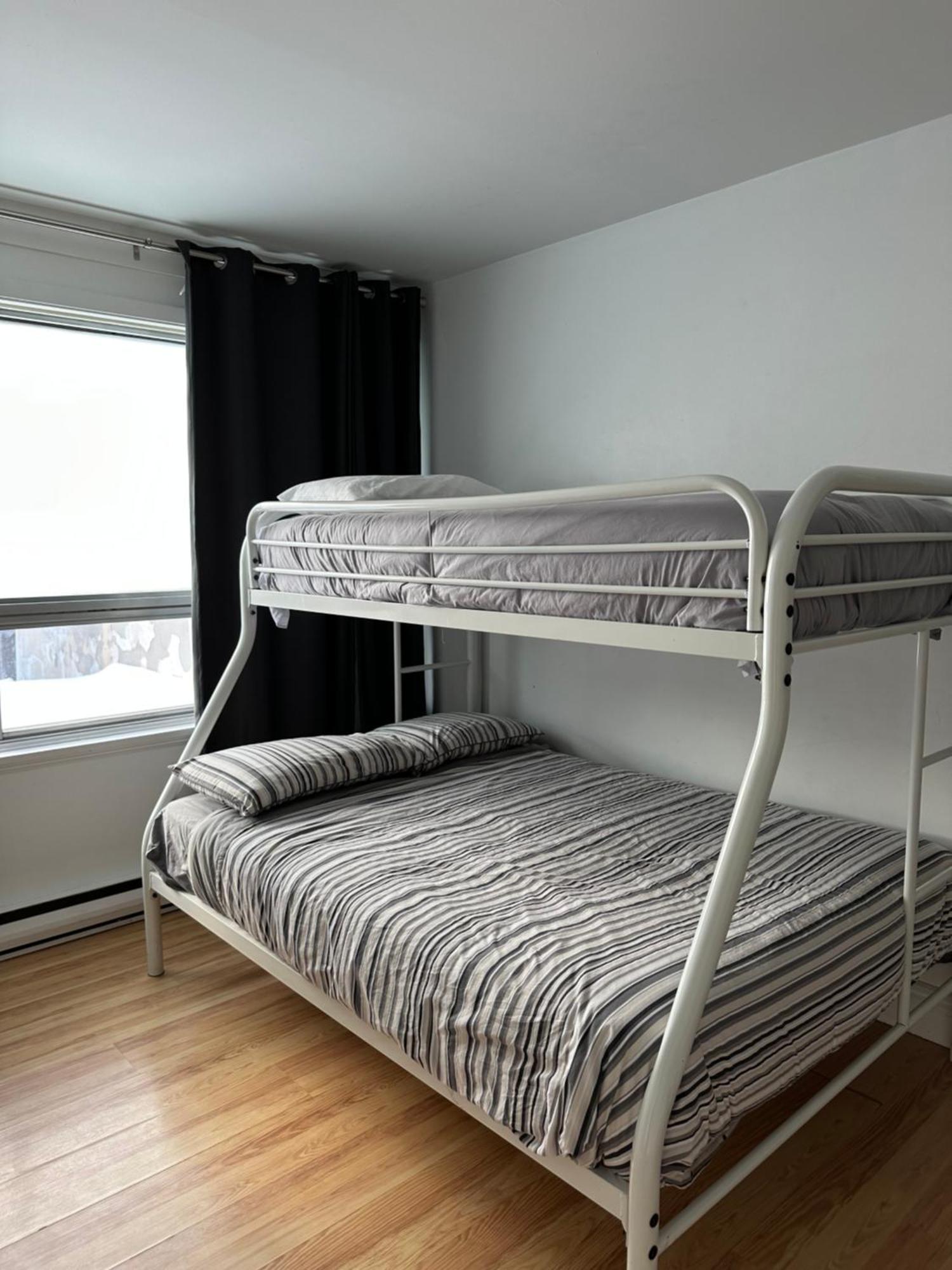 Apartment 881 Familial Quebec City