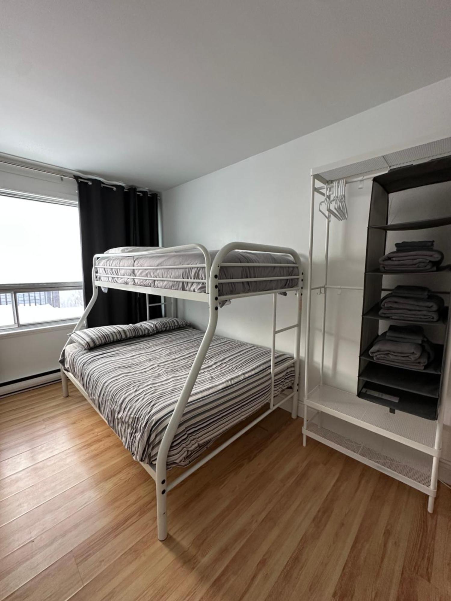 Apartment 881 Familial Quebec City