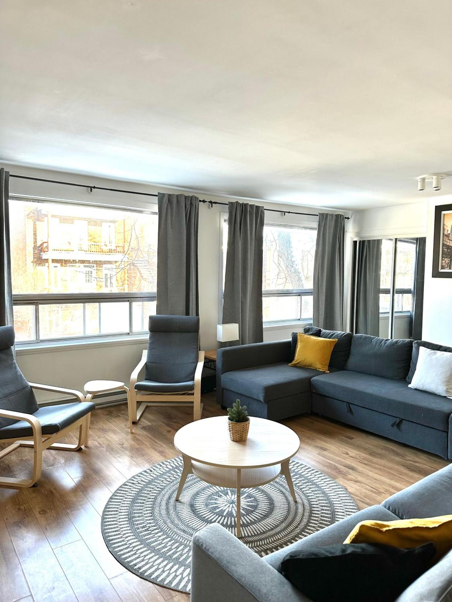 881 Familial Quebec City